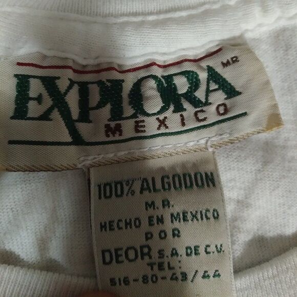 Vintage 90s Nature At It's Best Las Hadas Tropical Bird T-Shirt - Picture 6 of 10